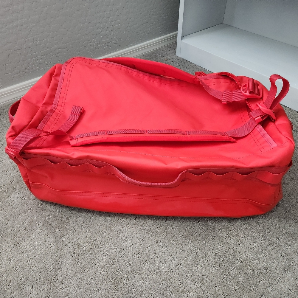 BABOON TO THE MOON Go-Bag Backpack Luggage Duffle Red Big 60L - Picture 2 of 5